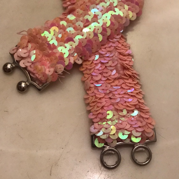 Pink sequined belt - Picture 2 of 2